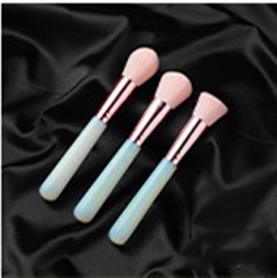 Makeup Brush With Natural Crystal Handle