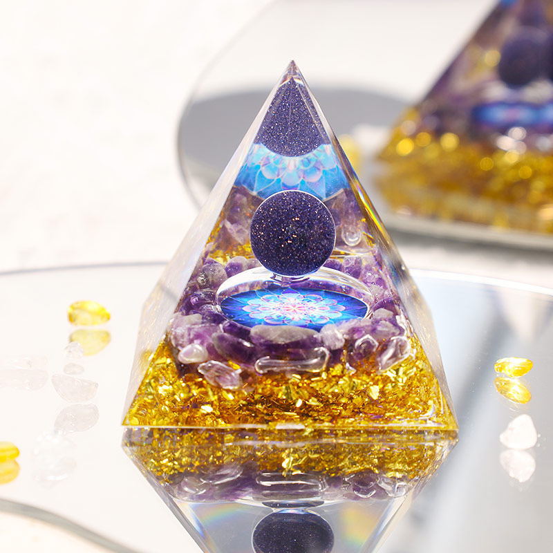 Crystal Orgone Pyramids  (5cm - 10cm)