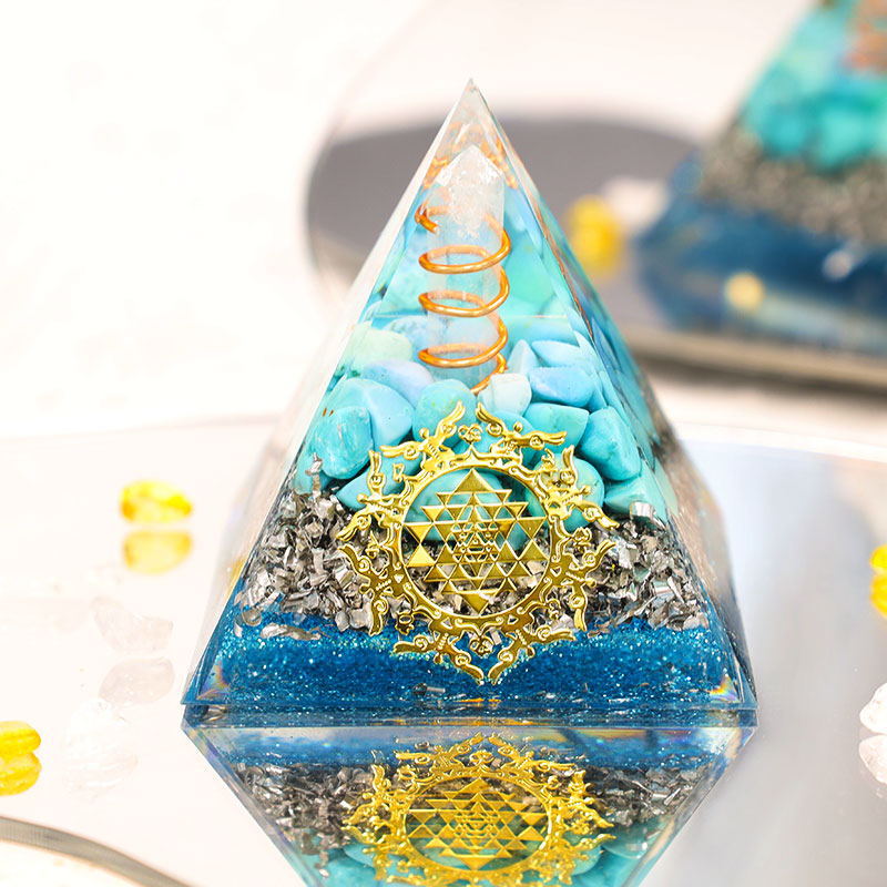 Crystal Orgone Pyramids  (5cm - 10cm)