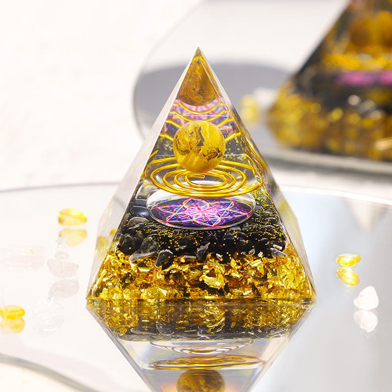 Crystal Orgone Pyramids  (5cm - 10cm)